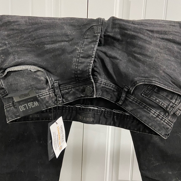 Black slim jeans - Picture 3 of 5